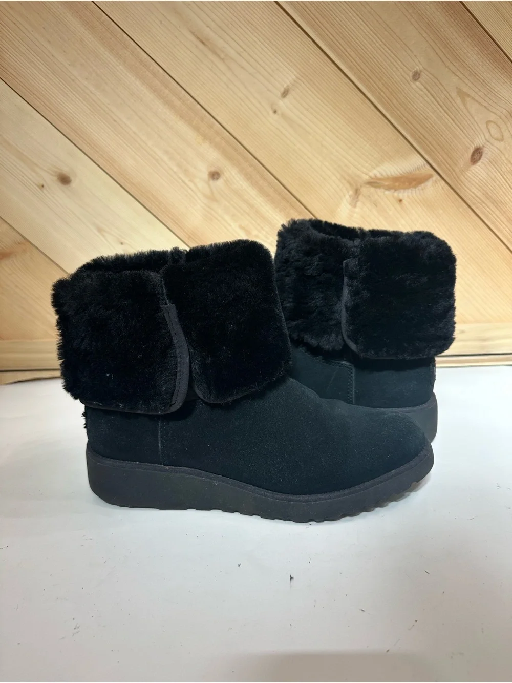 UGG Amie Black Suede Shearling Mid-Calf Pull-On Boots Women 9 M 1013428